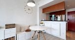 1702 928 Richards Street