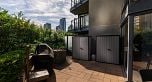 5A 139 Drake Street