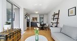 2002 1408 Strathmore Mews