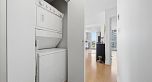 2002 1408 Strathmore Mews