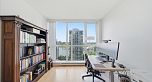 2002 1408 Strathmore Mews