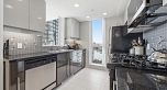 2002 1408 Strathmore Mews