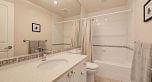 21 1550 Larkhall Crescent