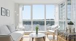 2002 1408 Strathmore Mews