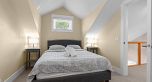 2426 W 34th Avenue