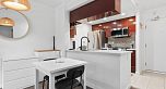 502 1033 Marinaside Crescent