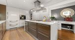 903 8 Smithe Mews