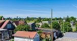 2 678 E 22nd Avenue