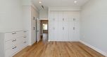 2 678 E 22nd Avenue