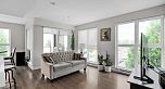 324 1588 E Hastings Street