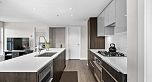324 1588 E Hastings Street