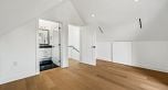 1 950 W 17th Avenue