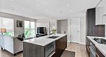 324 1588 E Hastings Street