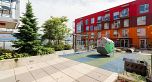 1001 933 E Hastings Street