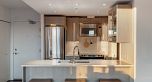 1001 933 E Hastings Street