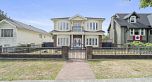 2772 Triumph Street