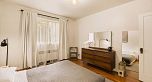 6 985 Jervis Street