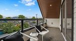 2 2211 William Street