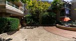 323 332 Lonsdale Avenue