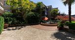 323 332 Lonsdale Avenue