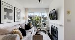 323 332 Lonsdale Avenue
