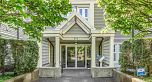 204 876 W 16th Avenue