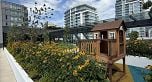 907 135 13th Street E