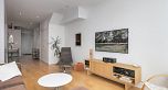 312 557 E Cordova Street