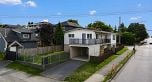 1020 E King Edward Avenue