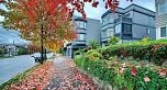 2 862 E Broadway