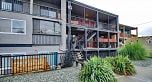 2 862 E Broadway