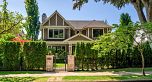 1168 W 37th Avenue