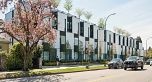 211 90 King Edward Avenue