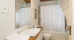 87 W 41st Avenue