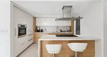 305 8 Smithe Mews