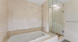 305 8 Smithe Mews