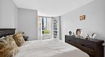 1005 811 Helmcken Street