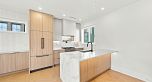 3 646 E 23rd Avenue