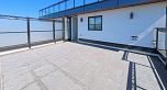 2 2557 W King Edward Avenue