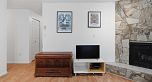 101 2295 Pandora Street