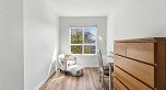 8433 Jellicoe Street