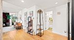 1601 738 Broughton Street