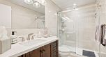 1601 738 Broughton Street