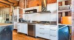 506 55 E Cordova Street