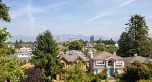 1 1450 E 30th Avenue