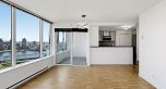 2508 33 Smithe Street