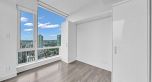 3504 1283 Howe Street
