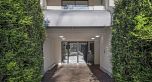 303 975 E Broadway