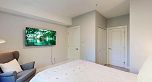 211 2083 W 33rd Avenue
