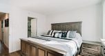 136 2418 Avon Place